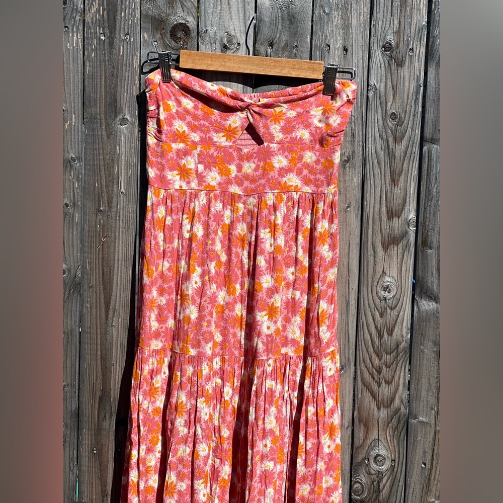L*SPACE
Alessandra Dress In When In Bloom - Picture 6 of 16